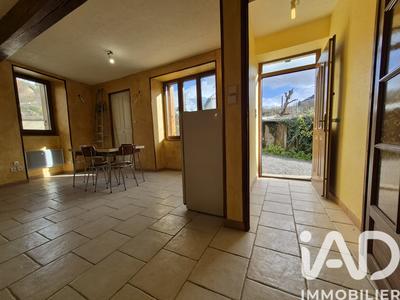 Maison de village - 90 m² - 5 pièces