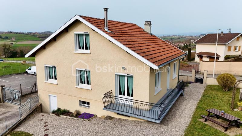 Maison de campagne - 120 m² - 5 pièces