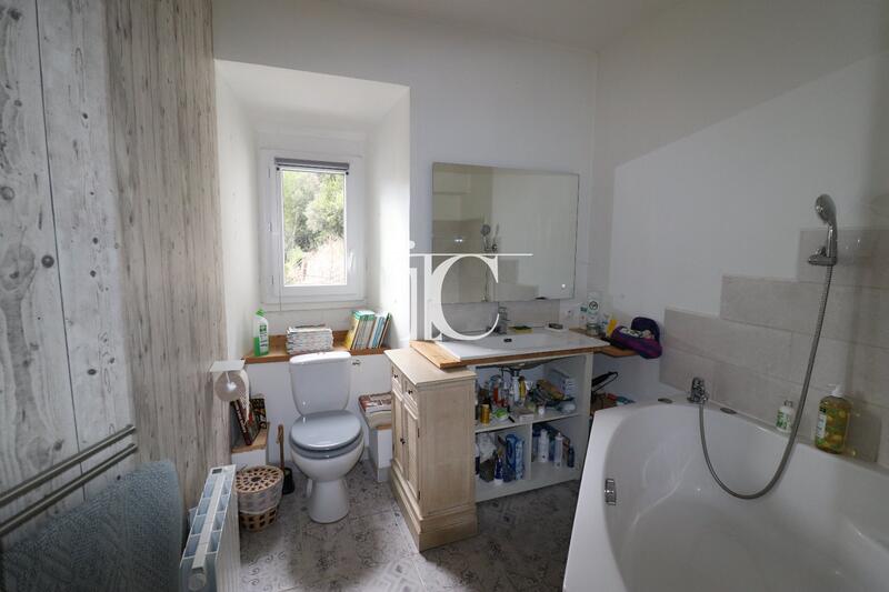 Maison - 143 m² - 6 pièces