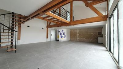 Maison - 108 m² - 4 pièces