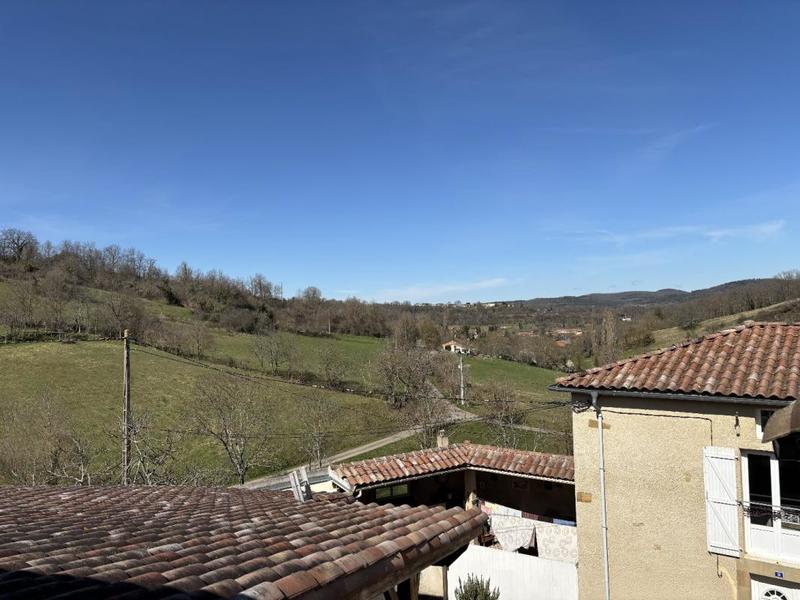 Maison - 93 m² - 1 pièce