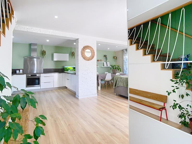 Maison - 88 m² - 4 pièces