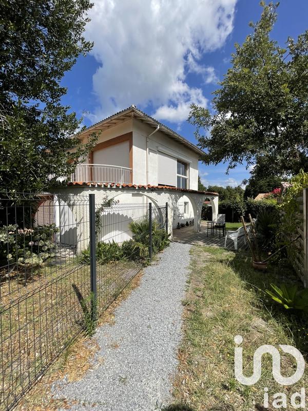 Maison - 190 m² - 9 pièces