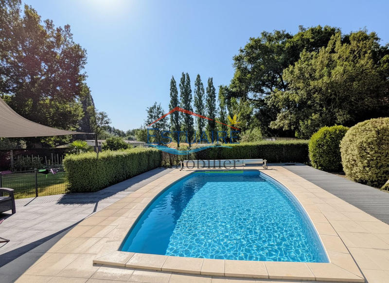 Maison - 152 m² - 6 pièces