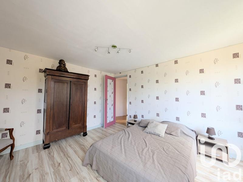 Maison - 168 m² - 8 pièces