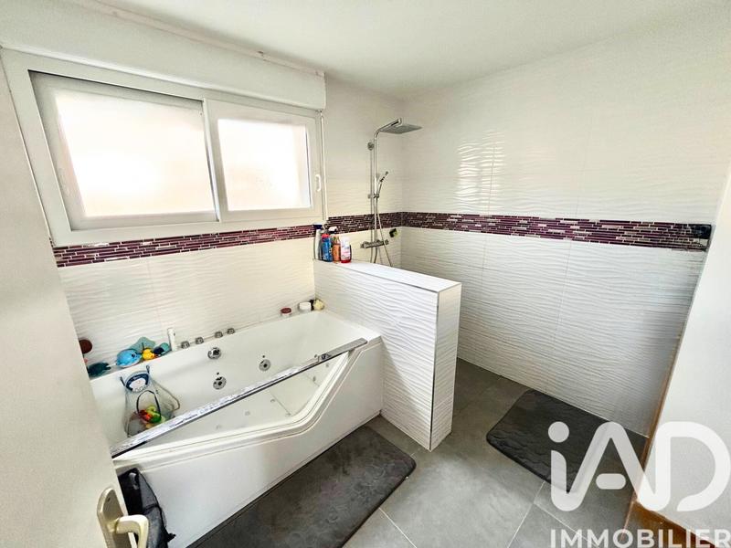 Maison - 109 m² - 5 pièces