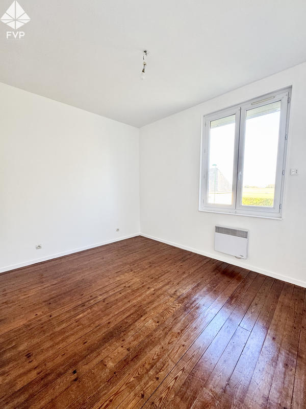 Maison - 142 m² - 8 pièces