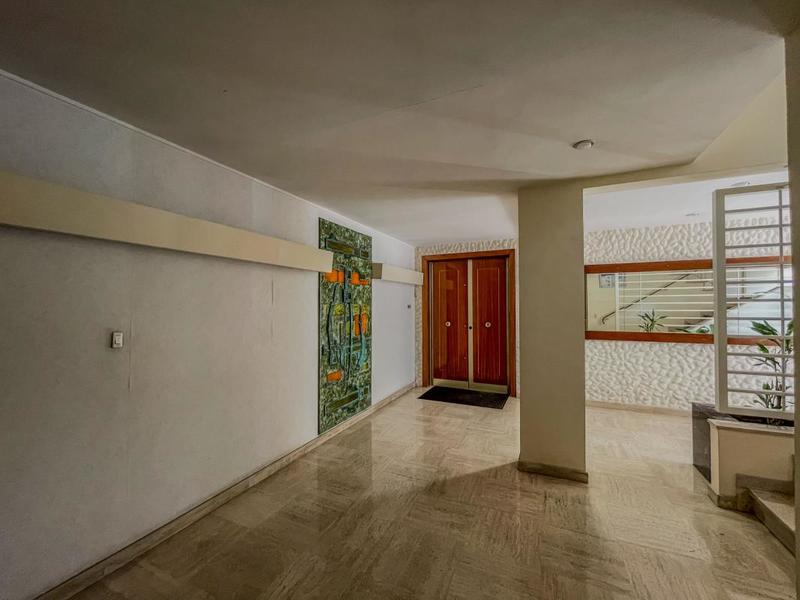 Appartement - 81 m² - 3 pièces