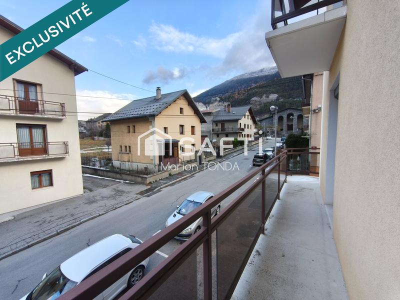 Appartement - 90 m² - 4 pièces