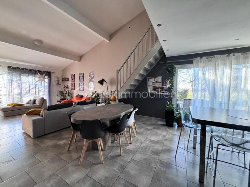 Maison - 172 m² - 7 pièces