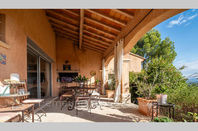 Maison contemporaine - 297 m²