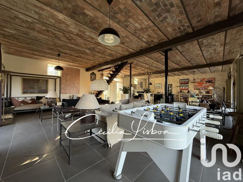 Maison - 257 m² - 5 pièces