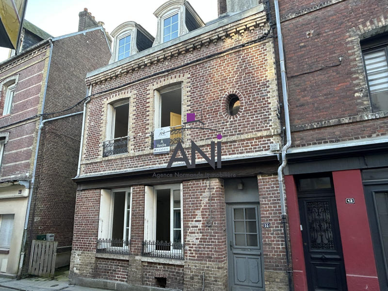 Maison - 122 m² - 4 pièces