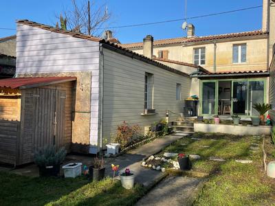 Maison - 90 m² - 3 pièces