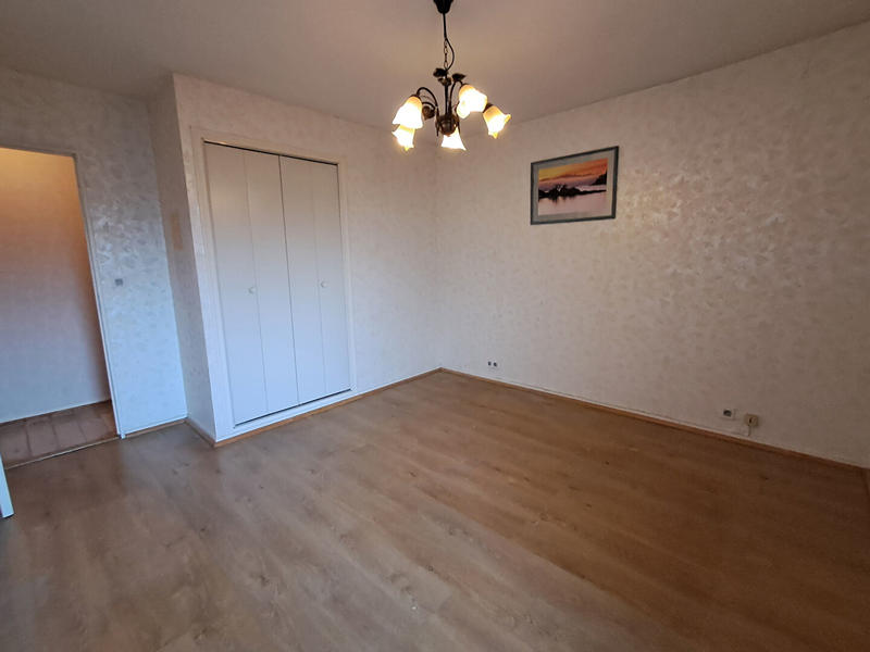Appartement - 96 m² - 4 pièces