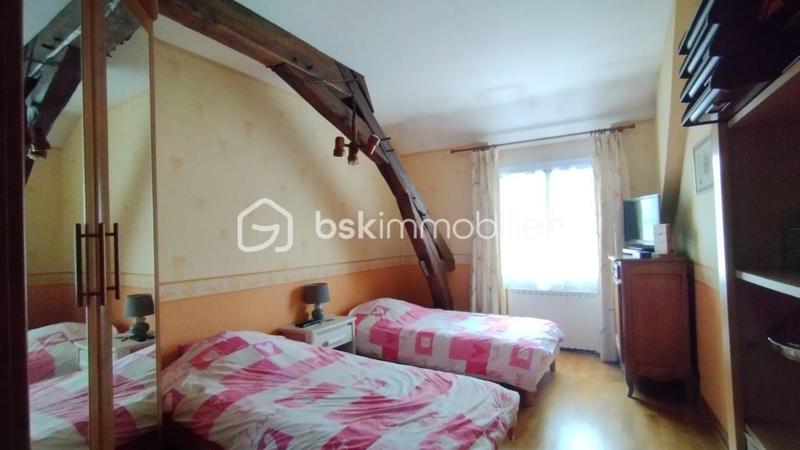 Maison - 228 m² - 7 pièces