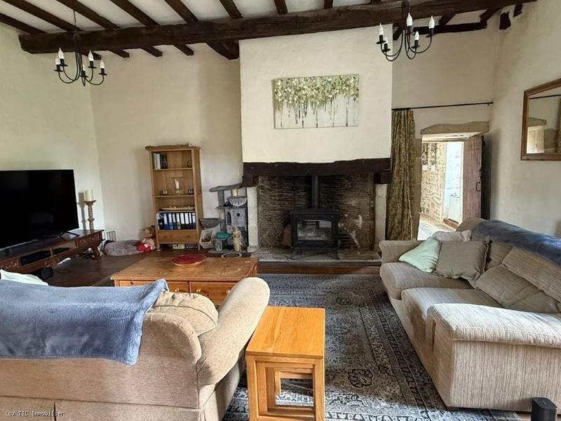 Propriété - 134 m² - 10 pièces