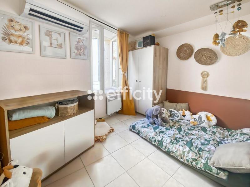 Appartement - 75 m² - 2 pièces