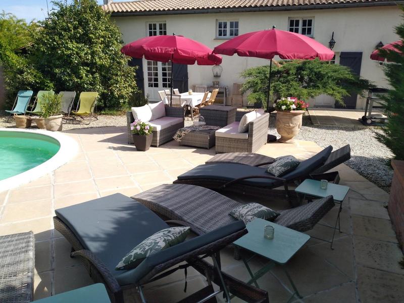 Maison - 484 m² - 12 pièces