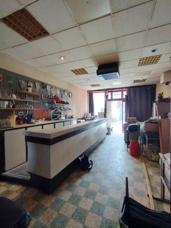 Maison - 236 m² - 15 pièces