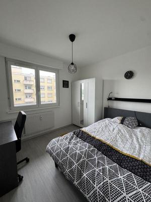 Appartement - 87 m² - 5 pièces