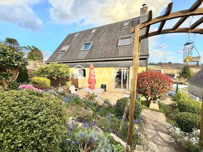 Maison - 134 m² - 7 pièces