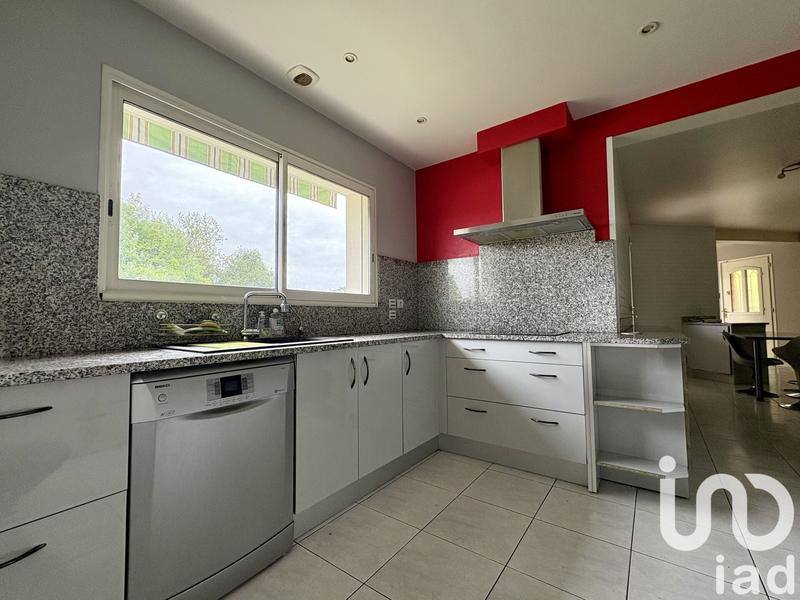 Maison - 161 m² - 7 pièces