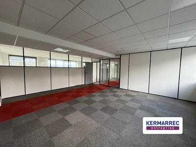 Bureau - 121 m²