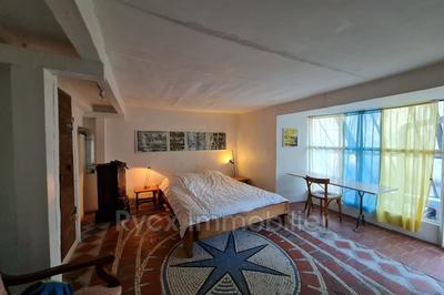 Maison - 400 m² - 14 pièces