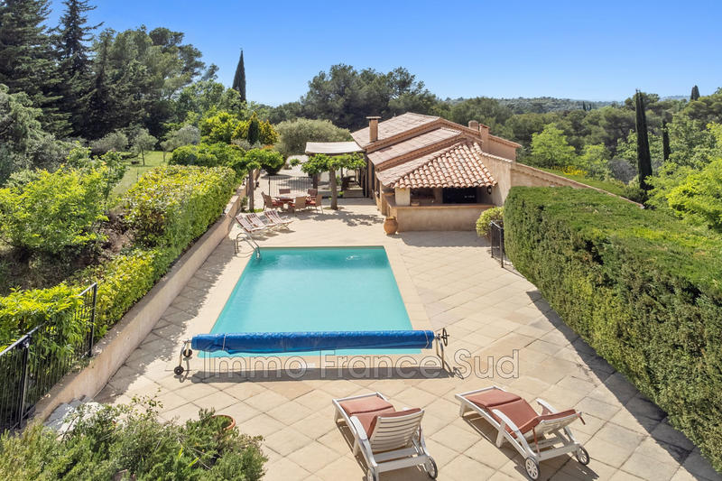 Villa - 155 m² - 4 pièces