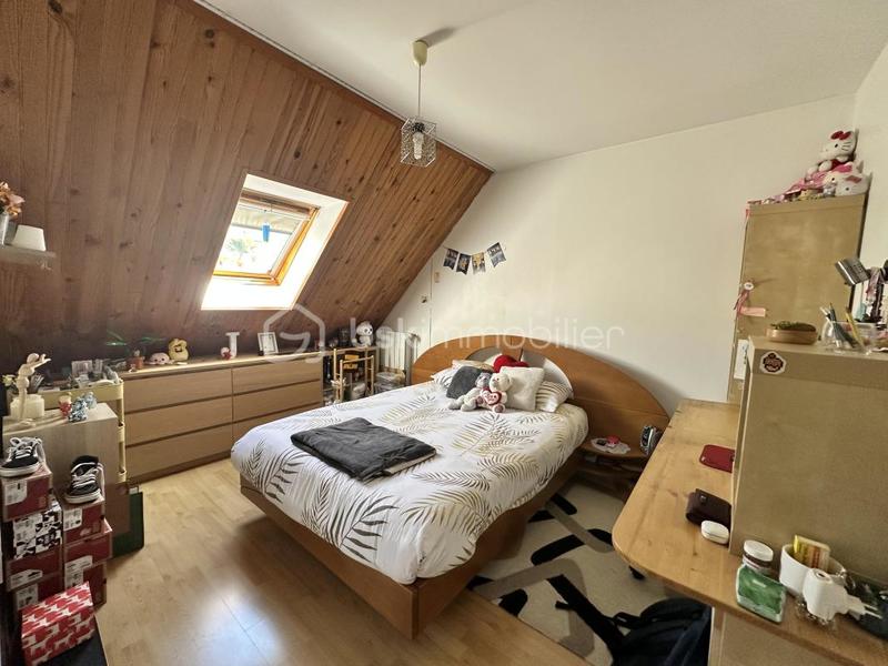 Pavillon - 110 m² - 5 pièces