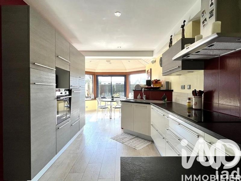 Maison - 141 m² - 6 pièces