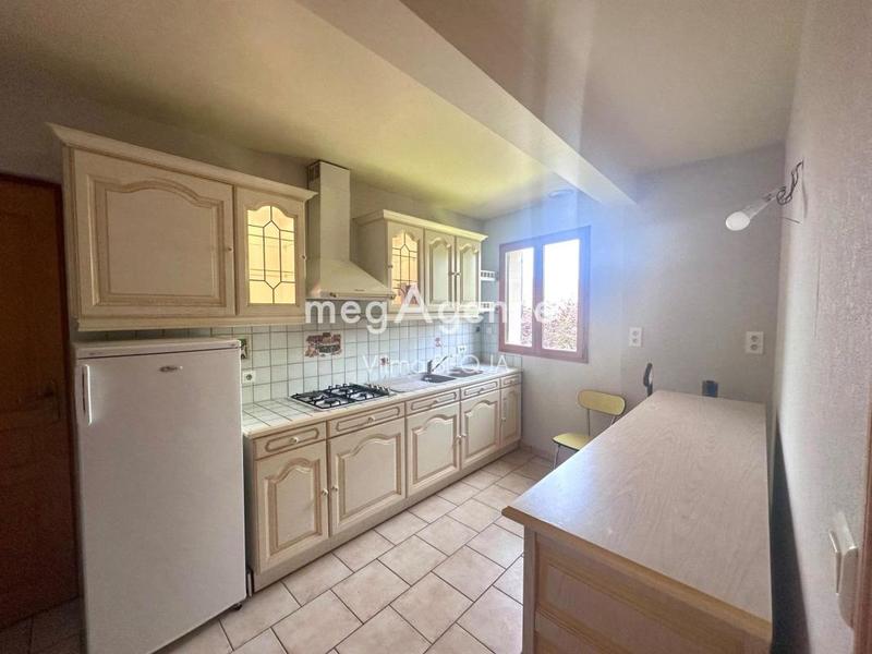 Maison - 230 m² - 6 pièces