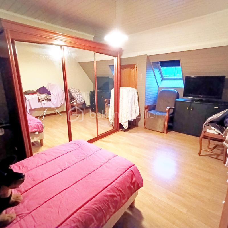 Maison traditionnelle - 97 m² - 4 pièces