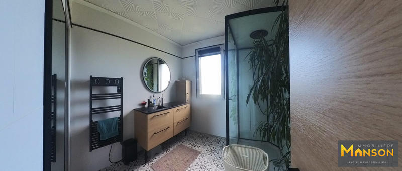 Maison - 158 m² - 7 pièces