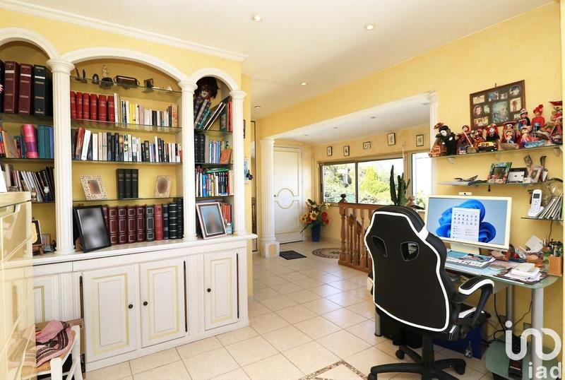 Maison - 172 m² - 6 pièces