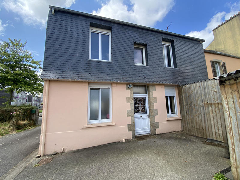 Maison - 90 m² - 6 pièces