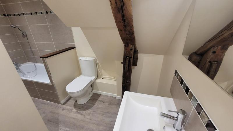 Maison - 90 m² - 6 pièces