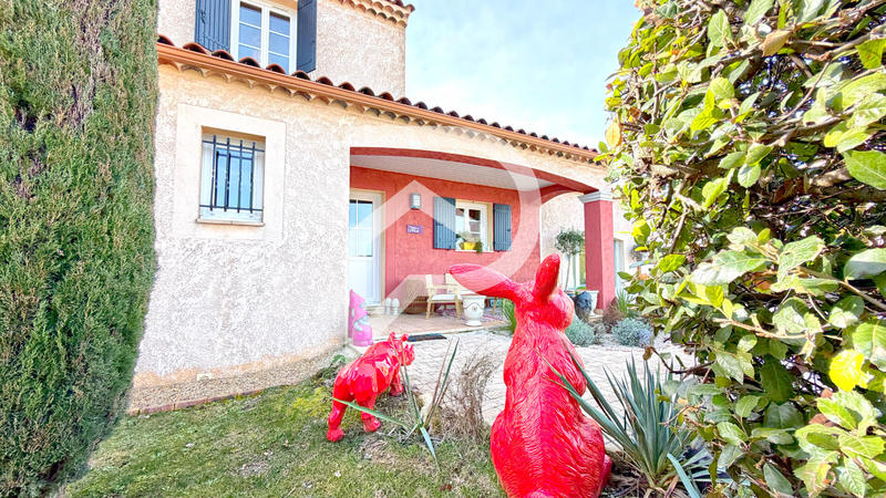 Villa - 164 m² - 8 pièces