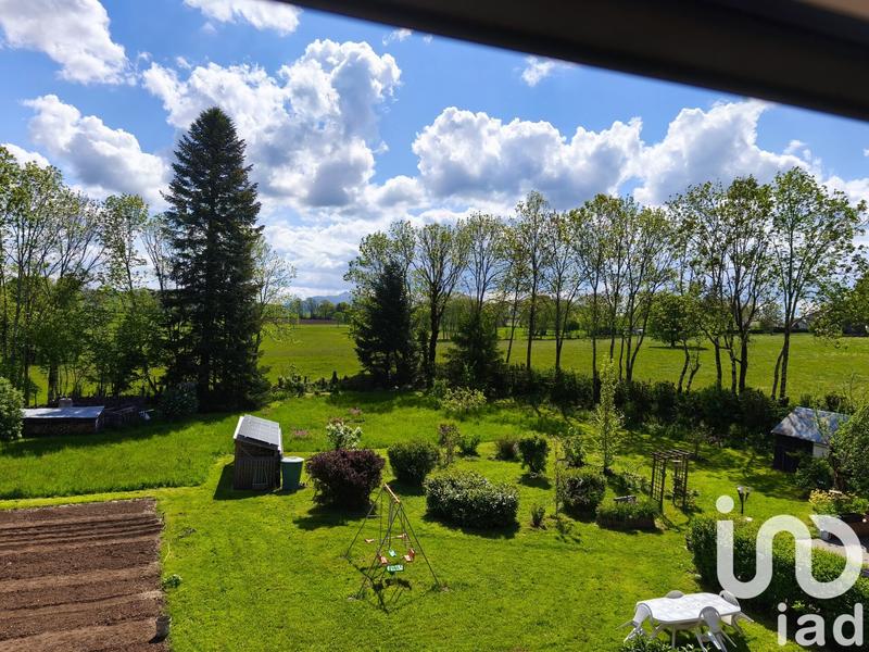 Maison - 236 m² - 9 pièces