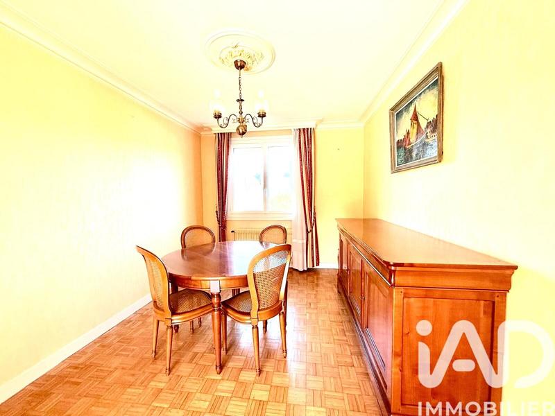 Maison - 120 m² - 6 pièces