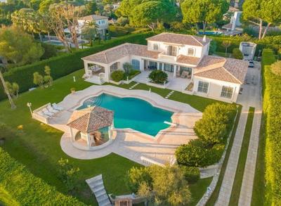 Villa - 450 m² - 8 pièces