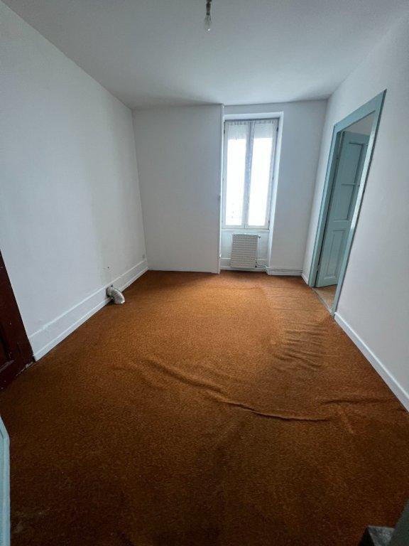 Immeuble - 83 m² - 6 pièces