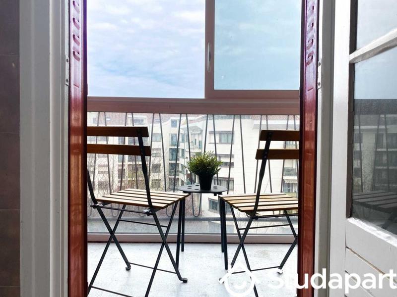 Appartement - 64 m² - 1 pièce