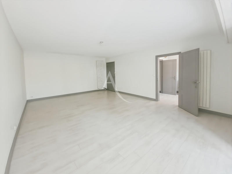 Appartement - 72 m² - 3 pièces