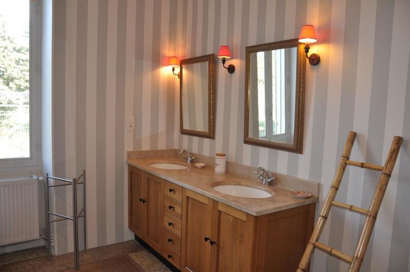 Mas - 262 m² - 7 pièces