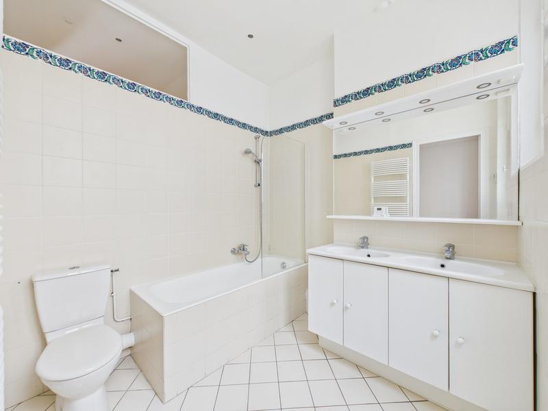 Appartement - 142 m² - 5 pièces