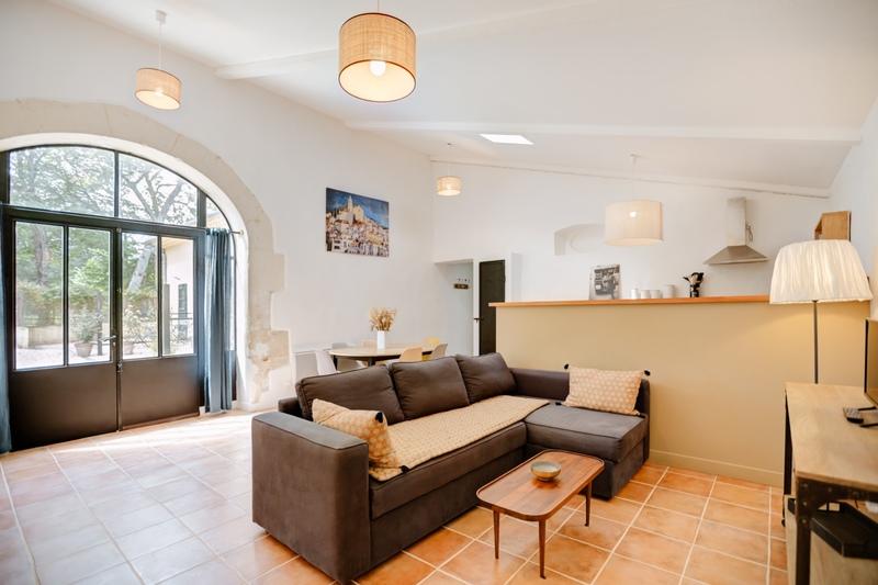 Propriété - 675 m² - 21 pièces