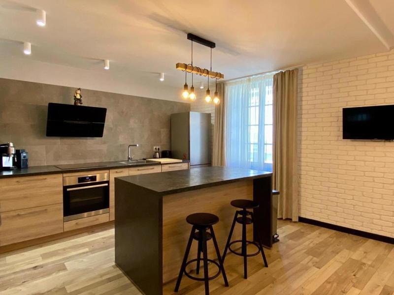 Demeure - 440 m² - 10 pièces