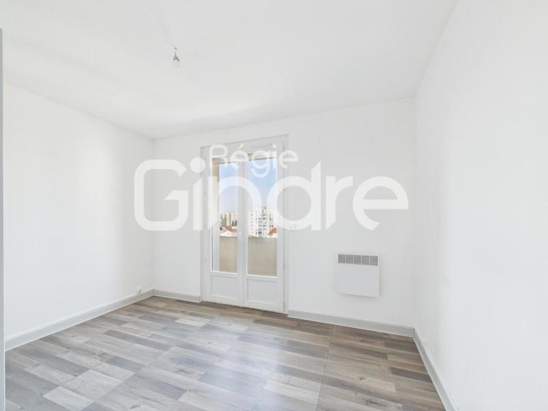 Appartement - 64 m² - 4 pièces